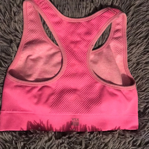 Victoria’s Secret REVERSIBLE Sports Bra - Picture 5 of 5